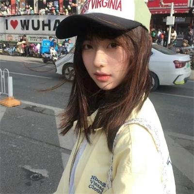 金翅雀海报